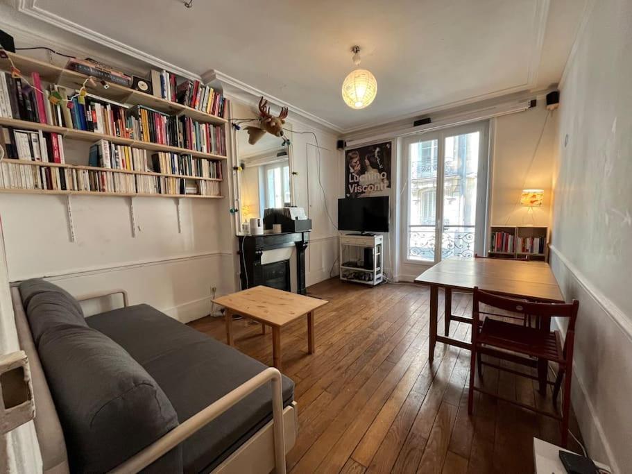 Apartment Near Montmartre Paris Dış mekan fotoğraf