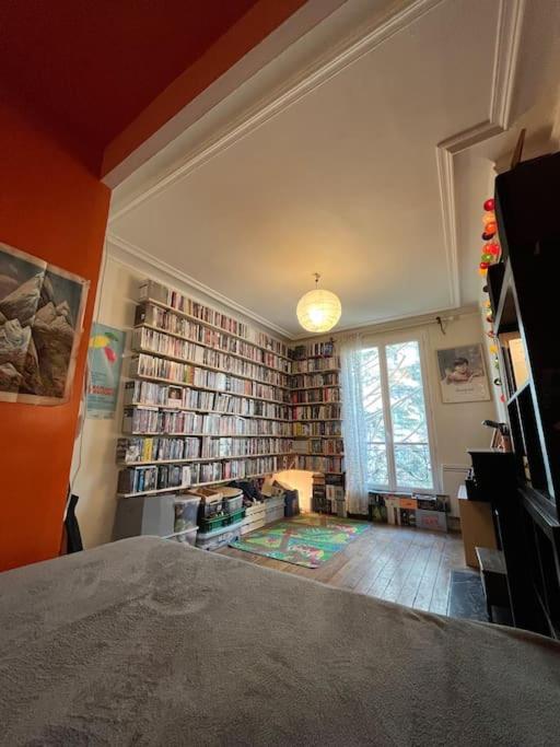 Apartment Near Montmartre Paris Dış mekan fotoğraf