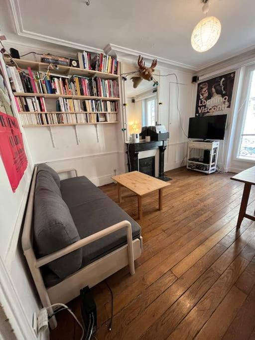 Apartment Near Montmartre Paris Dış mekan fotoğraf