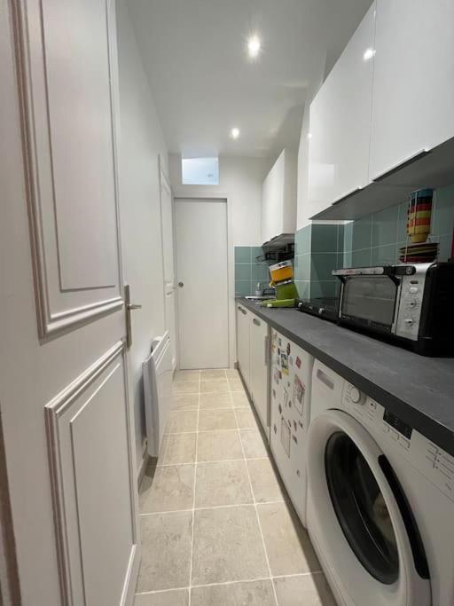 Apartment Near Montmartre Paris Dış mekan fotoğraf